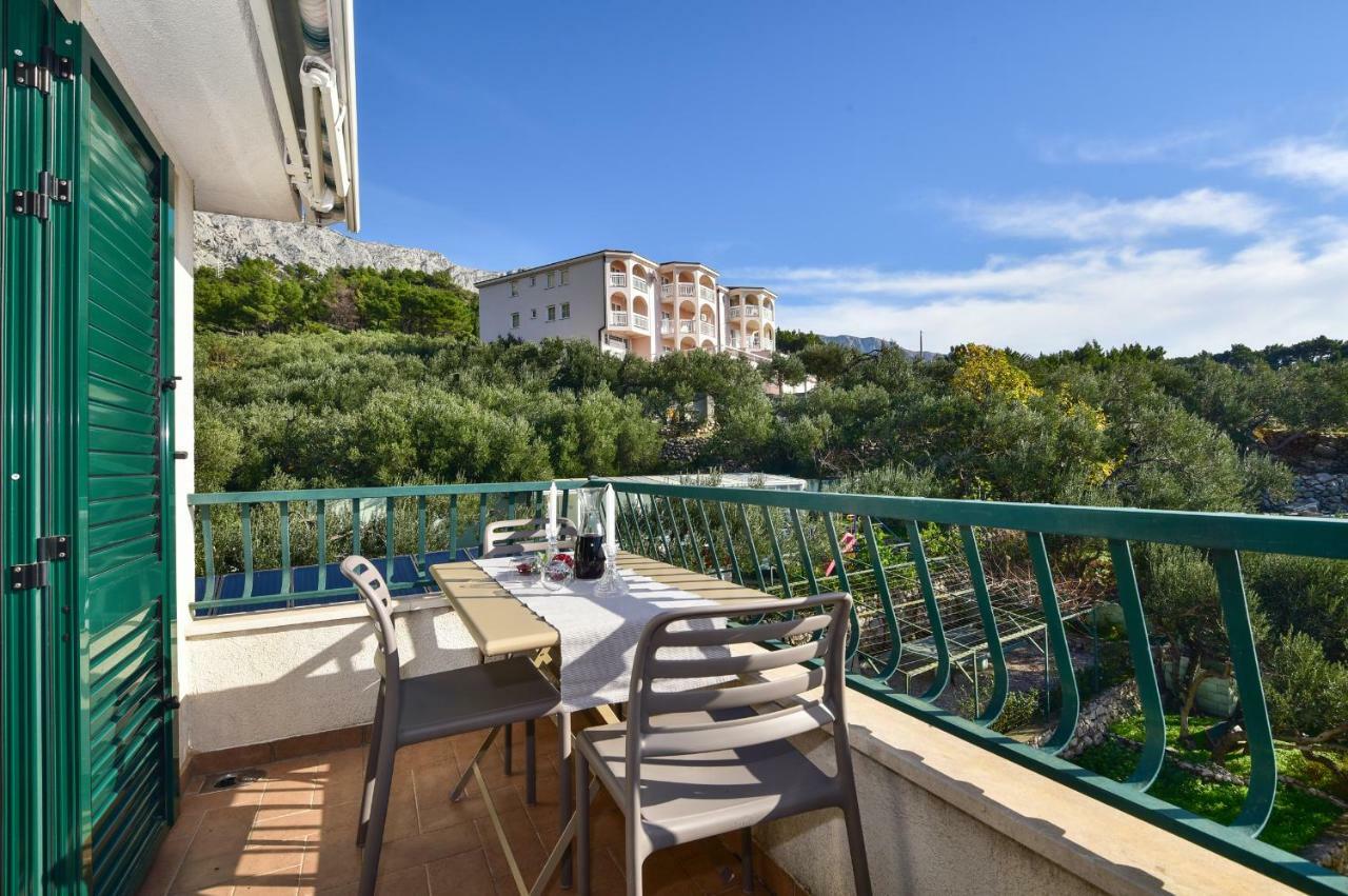 Vila Maslina Apartments Mit Pool Und Garten Nahe Am Strand 투체피 외부 사진